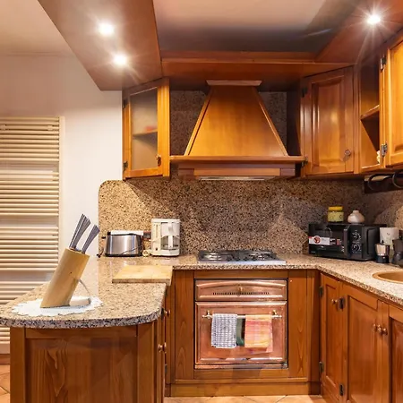 Casa Acogedora En Con Cocina Luino