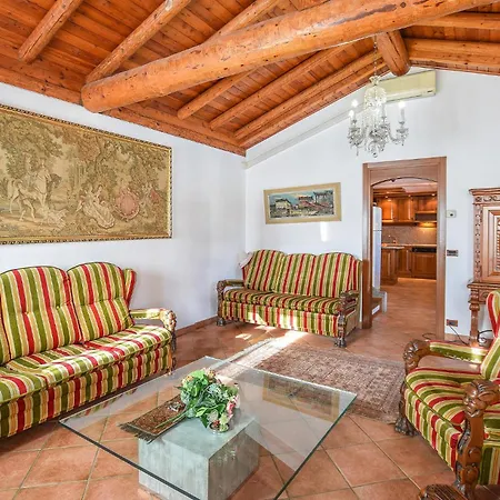 Сasa de vacaciones Casa Acogedora En Con Cocina