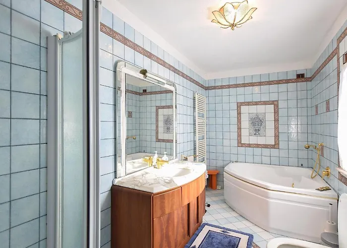 2 Bedroom Stunning In 펜션 *