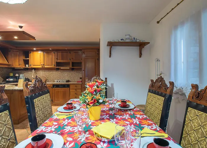 2 Bedroom Stunning In * Luino