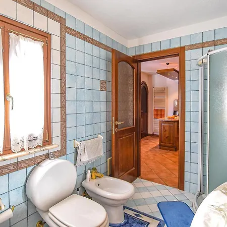 בית נופש 2 Bedroom Stunning In